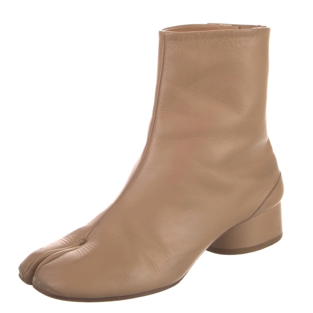Rare Maison Margiela Tabi Boots Sz. 35.5 in Beige/Nude